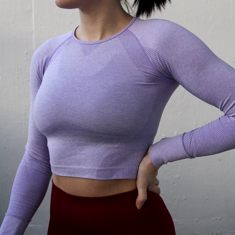 Women Cropped Seamless Long Sleeve Top Sports Wear for Women Gym Yoga Shirt Thumb Hole Fitted Workout Shirts for Women